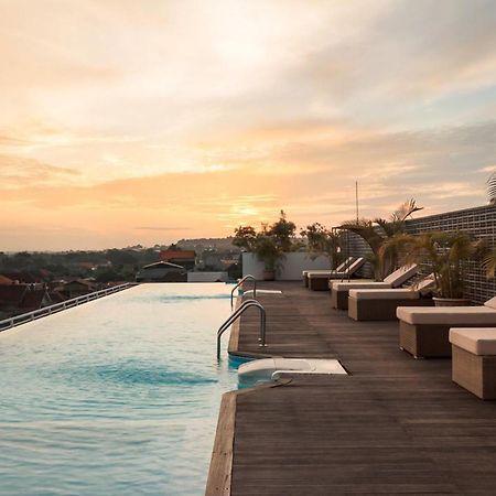 Infinity8 Bali Hotel Jimbaran Exterior foto