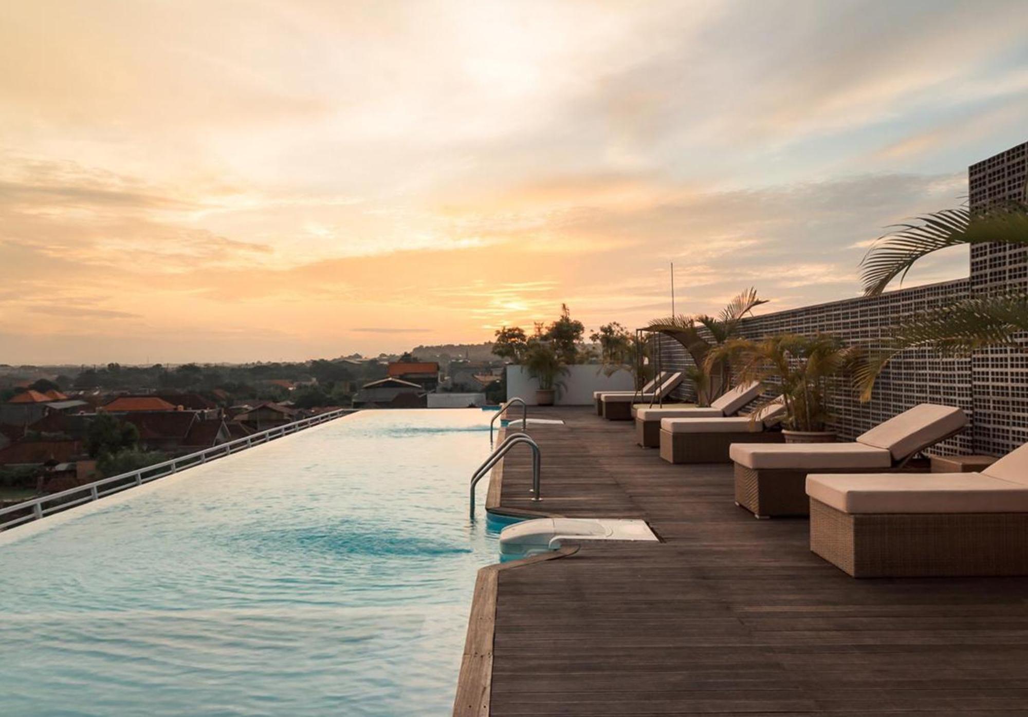 Infinity8 Bali Hotel Jimbaran Exterior foto